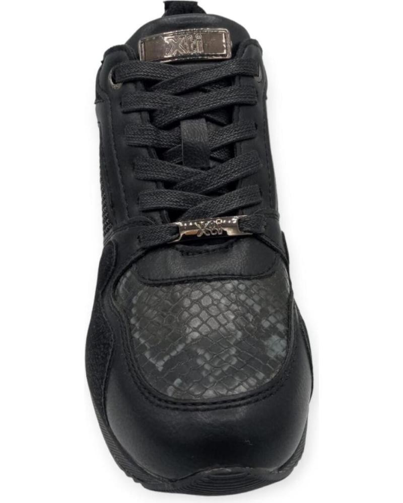 DEPORTIVA CUÑA NEGRA XTI 44569