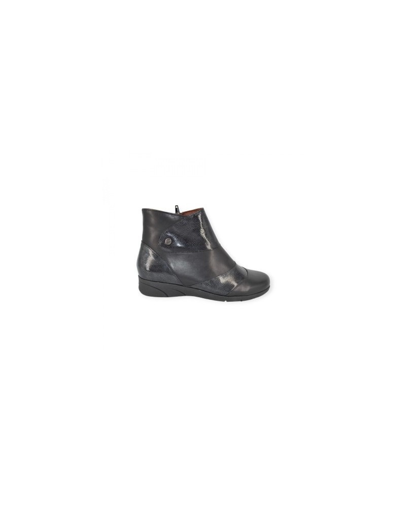 BOTIN PIEL NEGRO PITILLOS  2801