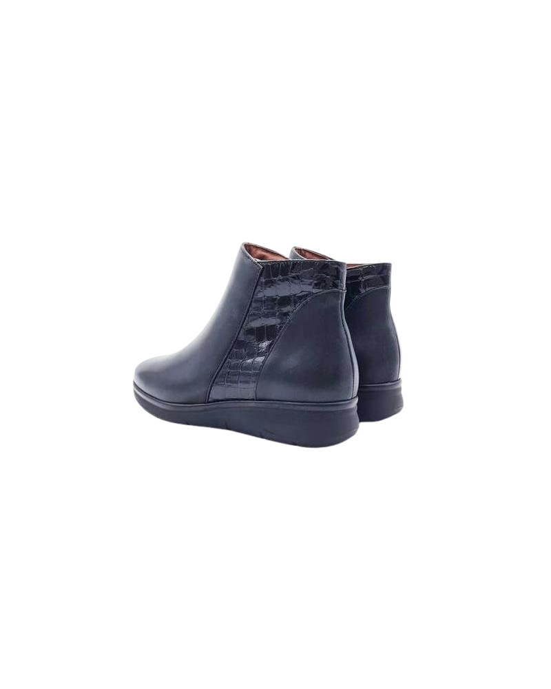 BOTIN NEGRO PIEL PITILLOS 10704