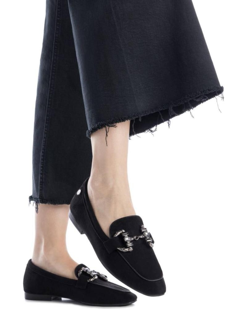 ZAPATO XTI ANTELINA NEGRO 144250