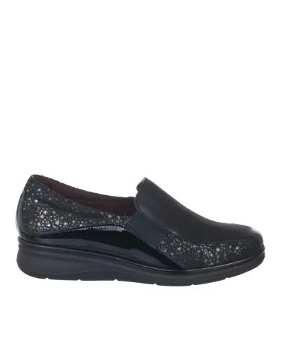 ZAPATO NEGRO PITILLOS 10702