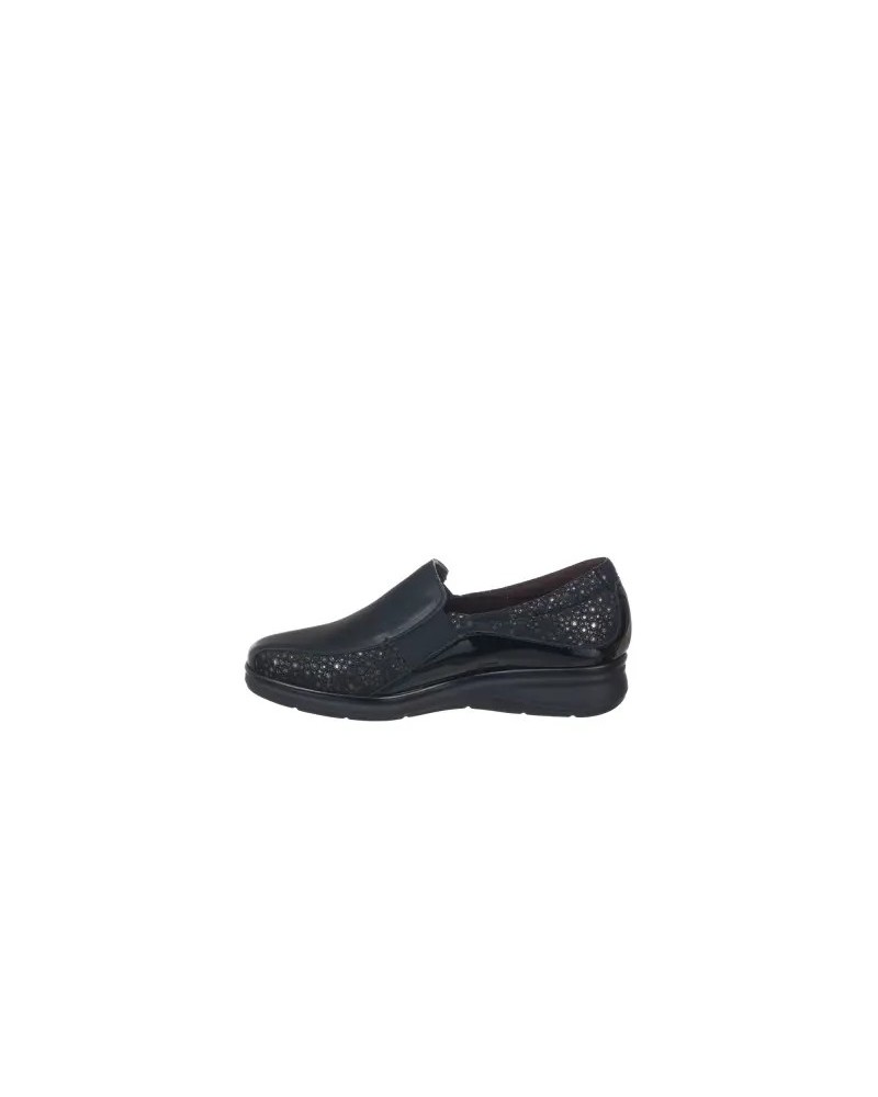 ZAPATO NEGRO PITILLOS 10702