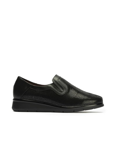 ZAPATO NEGRO PITILLOS 10711