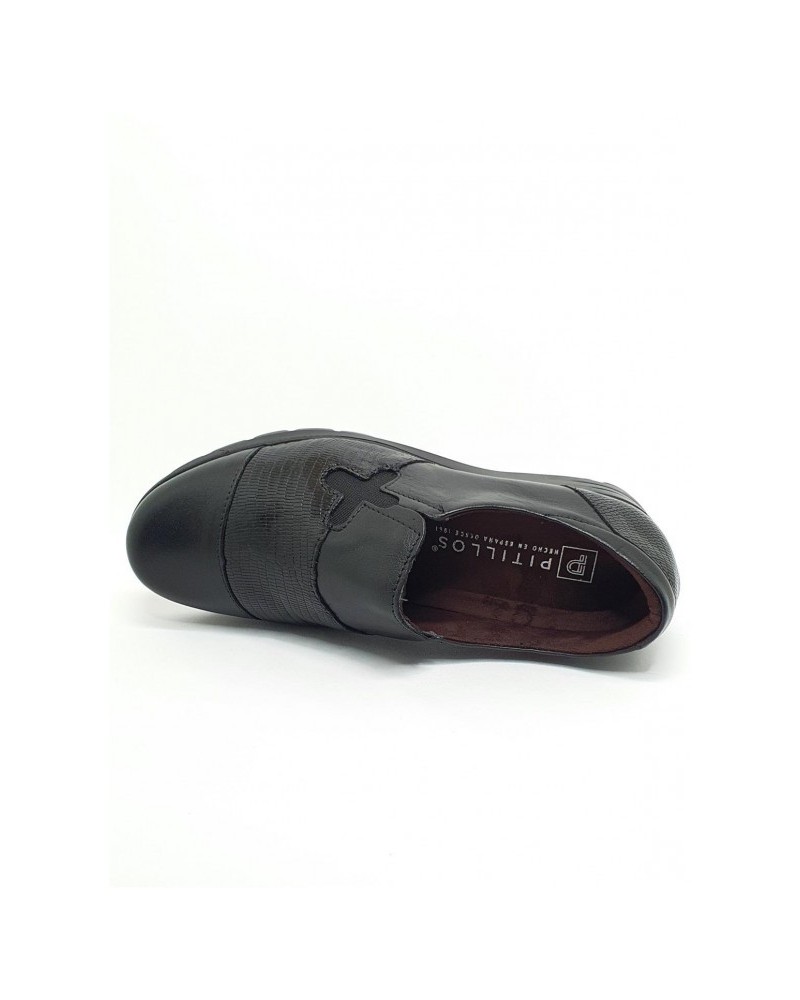 ZAPATO NEGRO PITILLOS 2102